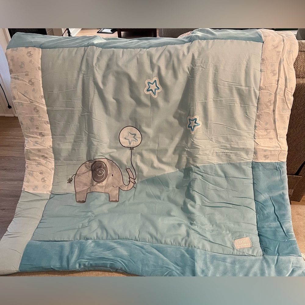 Brand new crb quilt